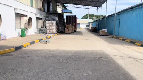 ##ឡានចាស់សុំរាប់អានផងមេៗ🚛💗🥰🙏 