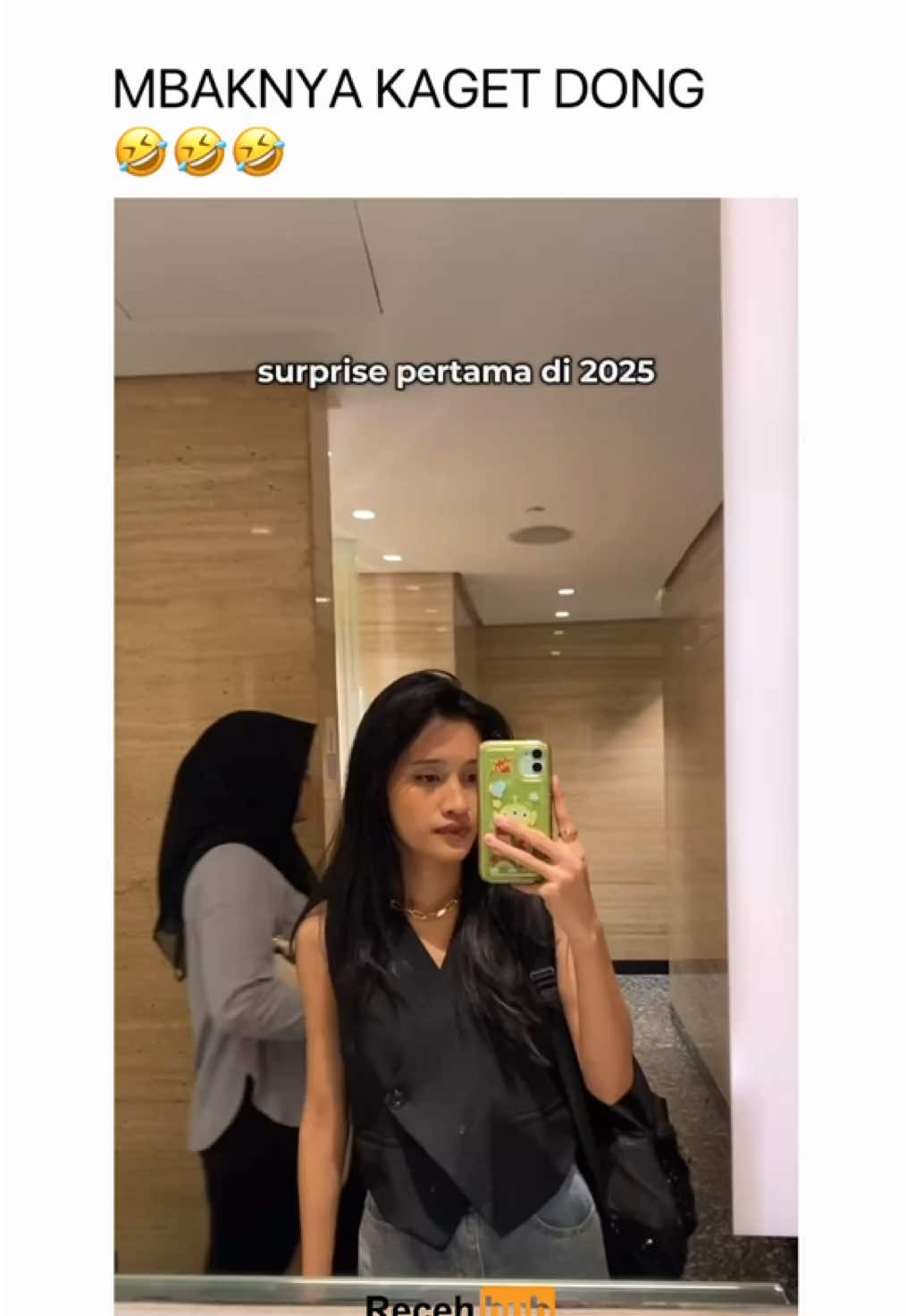 Kentut nya sekencang itu kah ampe poni kakak nya ikutan terbang 😭 Sumber : dayenaur | tiktok Follow @receh.hub untuk video receh lainya! #receh #ngakak #reels #fyp #awreceh #dagelan #explore #ngakakkocak #xyzbca 