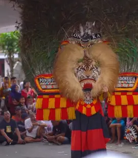 Tanjak,an disek haooo🐅🦚Cuma seniman reyog Ponorogo 