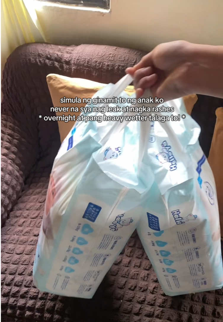 super absorbent and quick dry Kaya pala no leak at rashes anak ko kasi Japan premium diaper pala to. Try nyo na rin Check out na! #helloyadiaper #babydiaper #diaperrecommendation #superabsorbentdiaper #quickdrydiaper #babymusthave #babyessential 