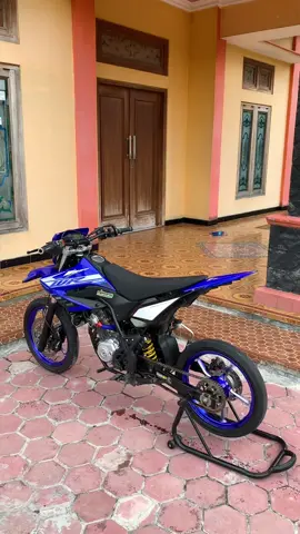 Latihan pramuka jalan di tempat #wr155 #wr155supermoto #supermotoherex #surex #surexgank #supermotoherexstyle 