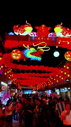Tujuan tadi pergi makan, sekali smpi,, mau ambil video saja2 bah,.”🫠 #beutiful #makan #kuchingsarawak #malaysia #healing #siniawannightmarket #borneo #china 