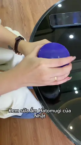 Kem dưỡng ẩm Hatomugi thẩm thấm nhanh, khôi phục làn da khô hanh, phù hợp cho các loại da #kemduongamhatomugi #baovelanda #duongamchomoilanda #Nhatban 