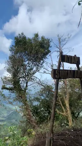 puncak halimun ketika cuaca mendukung😍 #gununghalimunjonggol #atapsukamakmur 