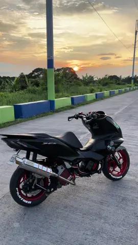Sunset❤️#ccph #circuitconceptph🔥 #streetgp #circuitconcept #circuit #grpcxph #m3exhaust #pinkpower #cvtonly🚀 #fyp #fypage #foryoupage #fypシ #viral #trend #pcxmodifikasi #Pcx160 #panther 