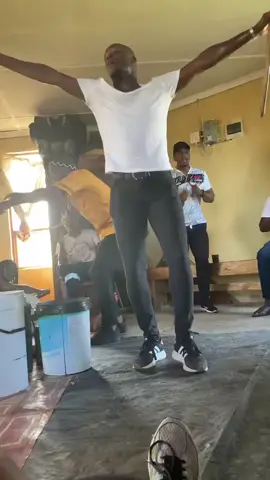 Asinobuyela na 🥺🥺😭🔥     #sa #mgidi #xhtiktok  #fyp  #viral_video  #bhele  #alice @mhlomelimatika 