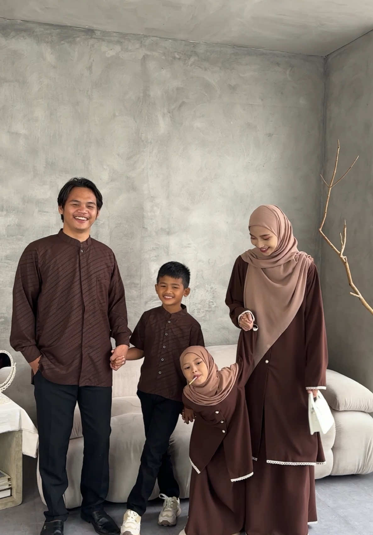 🤎      #fypage #sarimbitkeluarga #lebaran2025 #oneset 