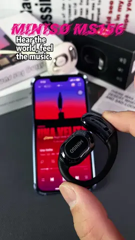 Lightweight design, heavy on performance. #blackfriday #aitranslation    #TreasureFinds #SuperBrandDay #buttawithNYXCosmetics #tiktokshopbacktoschool #earbuds #earbudswireless #headphones #headphoneforbetterexperience #overearheadphones #headphonesrecommended #earbudsviral #wirelessearbuds #headphonesbluetooth #headphones🎧 #tiktokshopmademebuyit #airpod #touchscreen#FYP #halloween #blackfriday     #translate #spanish 