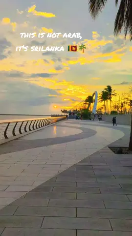 srilanka 'fort city ' Natural beauty sunset view🌇🌉  . . #colombo #travel #pypシ #foryou #trending #viraltiktok #100kviews #pyppppppppppppppppppp @srilanka🇱🇰♥️ kitchen,,🇱🇰🤝 @Travel Srilanka With SL Tours 