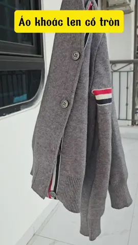 Áo bomber cổ tròn tay kẻ#xuhuong2023 #xuhuongtiktok #viral_video #trending #trend #aokhoac #aokhoacnu #LearnOnTikTok #learnwithtiktok #aokhoac #xuhuongtiktok2024 #viral #viralvideo #aokhoac #aobomber #khoaclen #aokhoac #tamysreview #samtetbaovui 