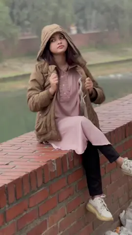 Music 😌❄️#viral #video #viralvideo #viraltiktok #fyp #foryou #foryoupage #mimurani #sumaiyamimu #1m #1millionaudition 