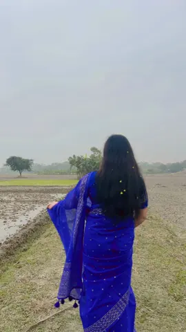 #আমার গায়ে প্রেমের জ্বর দে না বন্ধুরে খবর , কেউ জানে না বন্ধু আমার শীতের ই চাদর,,🫣