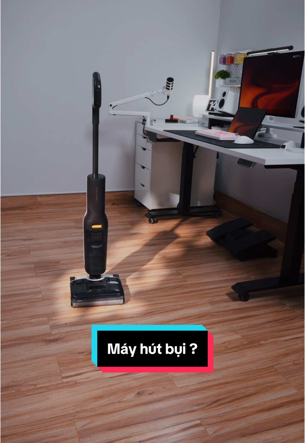 Nay dọn phòng đầu năm mới cùng mình nhé #desksetup #decor #LearnOnTikTok #nghiensetup #deskaccessories #mayhutbuilaunhacamtay #roborockf25ace #RoborockVietnam @Roborock Shop 