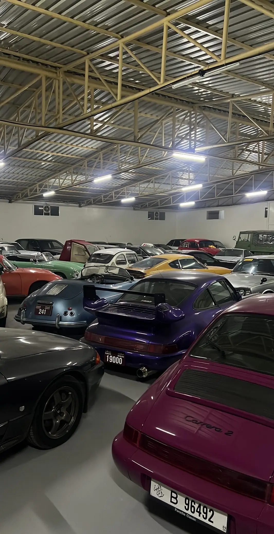 #سيارات_قديمة_كلاسيكية #كلاسيك #porsche #classiccar #classiccars #سيارات_الامارات #سيارات_كلاسيكيه #fyp #جيتي #مرسيدس #صدام_حسين #بورش #gt3rs #gtr @Celsior320 #fypシ #viral #الشعب_الصيني_ماله_حل😂😂 