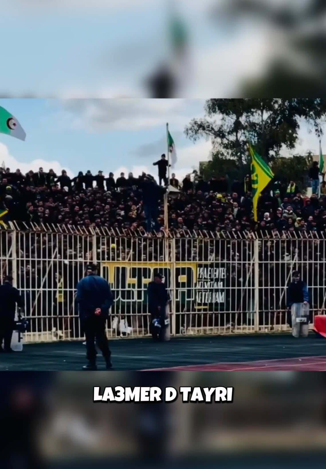 Ultra’ Kabylie Boys 🇯🇲 On Tour Guelma 📍- Chant I Lebda UKB - #jsk #kabylieboys #OnTour 