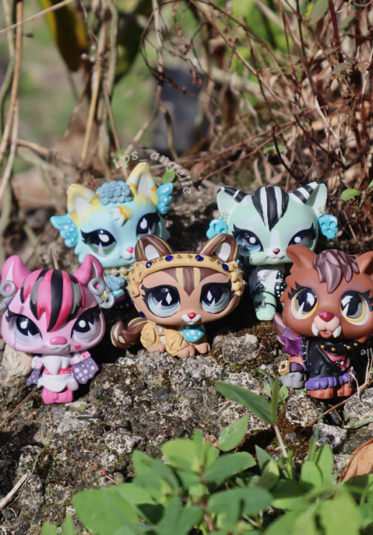 Meet the Monster High Squad💕☺️! LPS EDITION‼️ #littlepetshopscollection #littlepetshops #lps #toys #lpscustom 