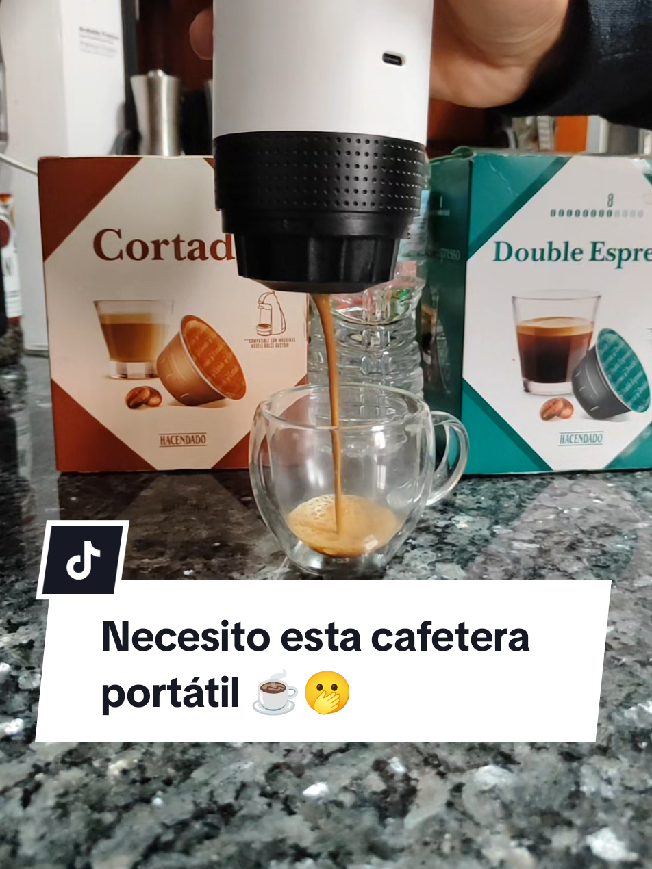 Si te gusta el café necesitas esta cafetera portátil 😲 #cafe #coffee #espresso #coffeeaddict #coffeetime #coffeetiktok #coffeelover 