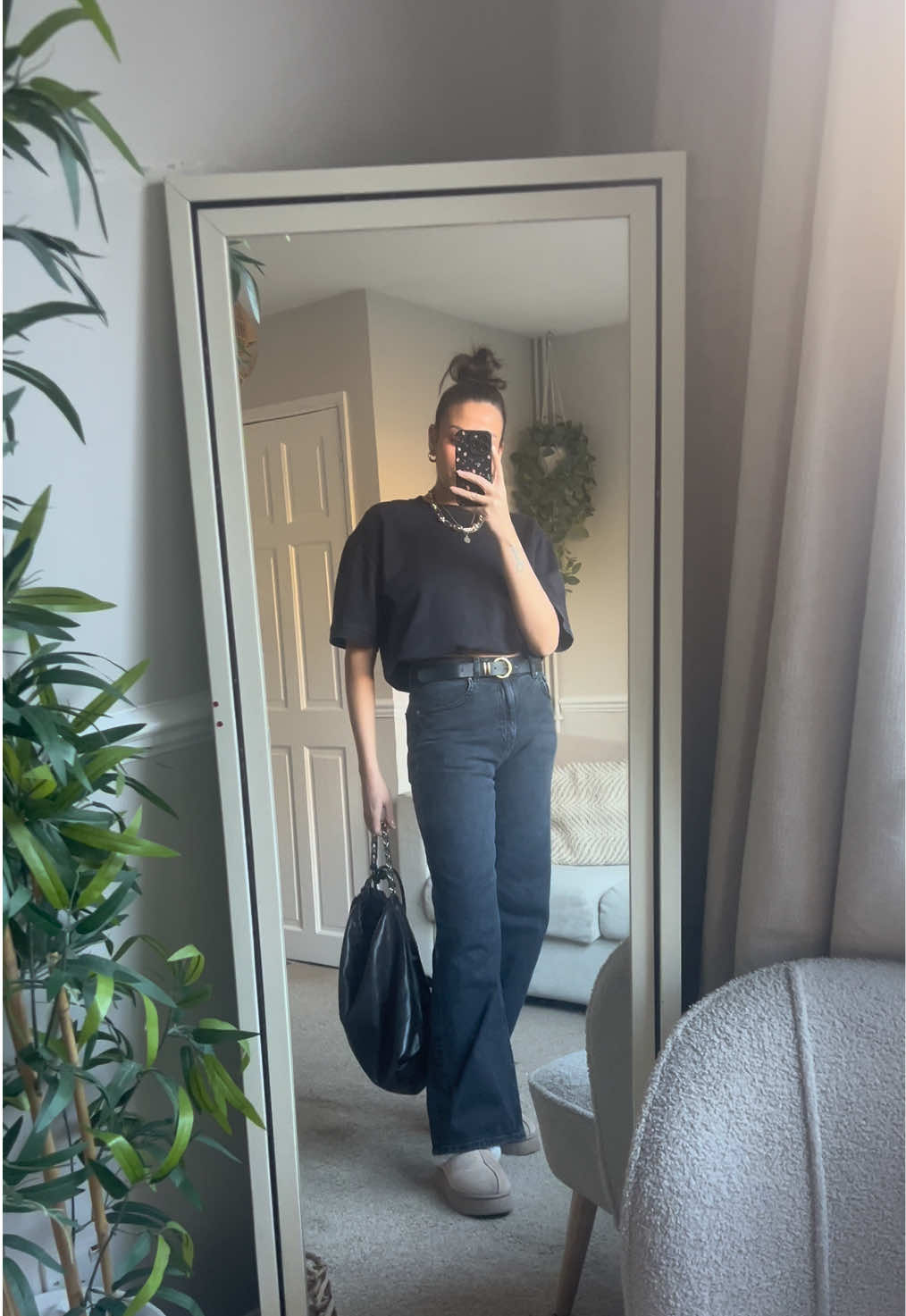 OOTD - Bowling Date with my girlies ✨🖤 #2025 #OOTD #whatiworetoday ##mumsoftiktok #fitoftheday #outfitinspo #styleinspo #getreadywithme #over30 #styletips #newyearfashion #oufit 