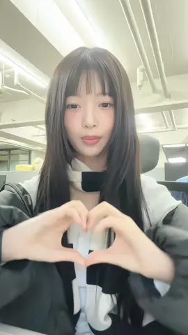 Repost ! #rei #ive #fancam #fancams #fyp #viral #trending #dollrina #dan1ellefilms #kpop #somineral #xybca #fypシ゚viral #unflopme @TikTok go viral !! Put this on fyp plssss 