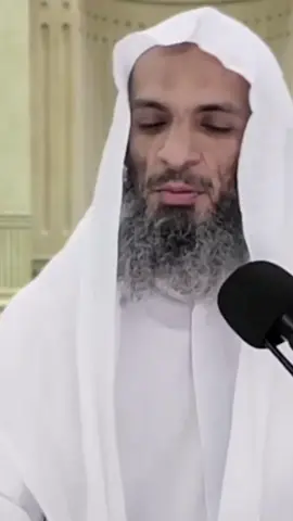 من علامة محبة الله للعبد أن يجعلك متمسكا بالدين...  ___ #الشيخ_خالد_اسماعيل #خالد_اسماعيل #fyp 