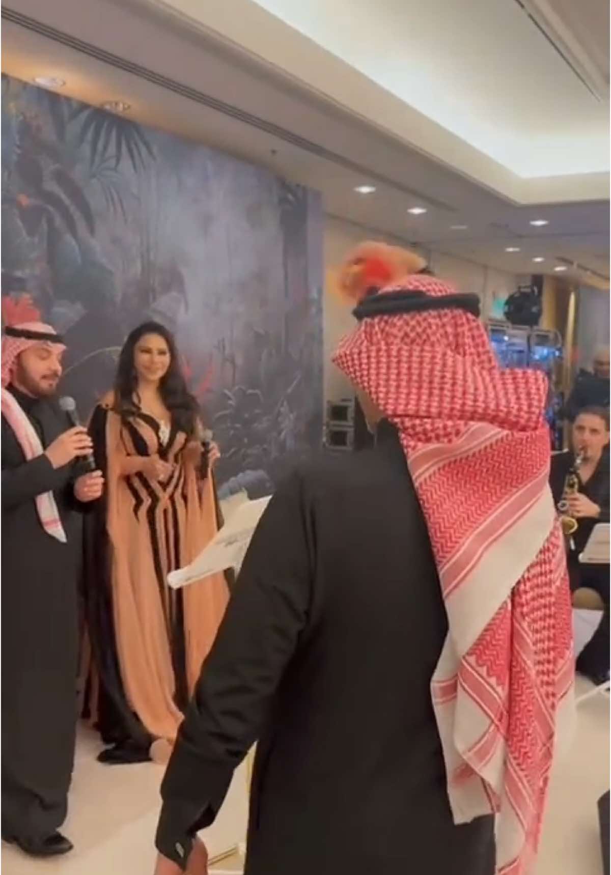 #Lifestyle #behappy #dance #fyp #goodvibes #loveyou #model #art #art #حفلات #السعودية #tiktok #music #boodijalal #زواجات #music #trending #ahlam #ahlam2025 #الرياض 