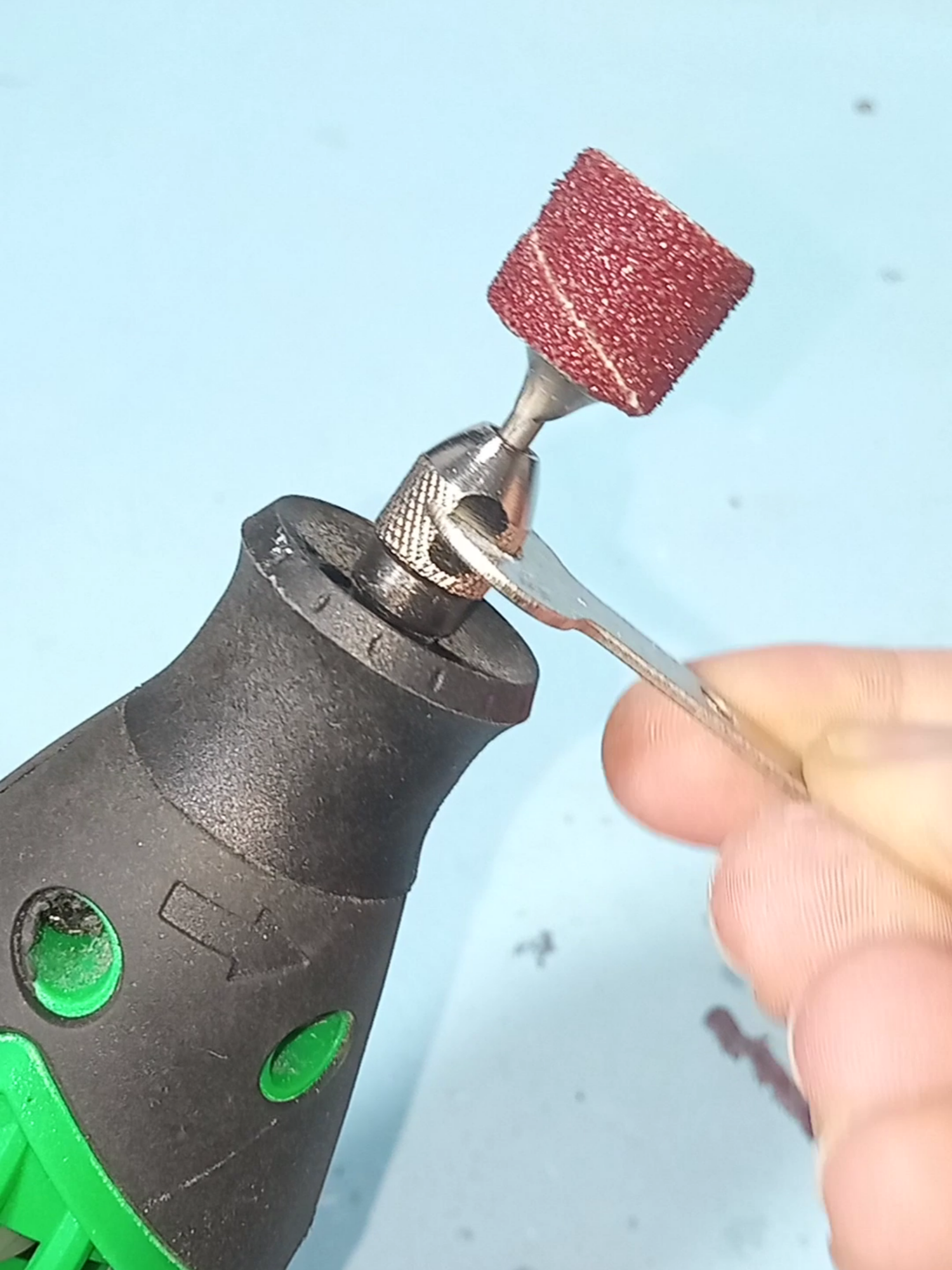 Amazing diy tools ideas. How to make a sanding nozzle for an engraver yourself. Useful Life Hacks for Home. Easy and useful diy. How to make cool craft #DIY #craft #howto #tool #howtomake #tips #tricks #homehacks #hacks