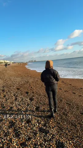 Brighton 💙#brighton#viral #PlacesToVisit #amazing #londontiktok #tiktok#viral#veronikalondon #❤️ #🇬🇧#PlaceToVisit #brightonandhovealbion 