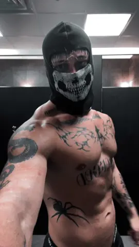 Idk what he’s saying but im vibing #gym #GymTok 