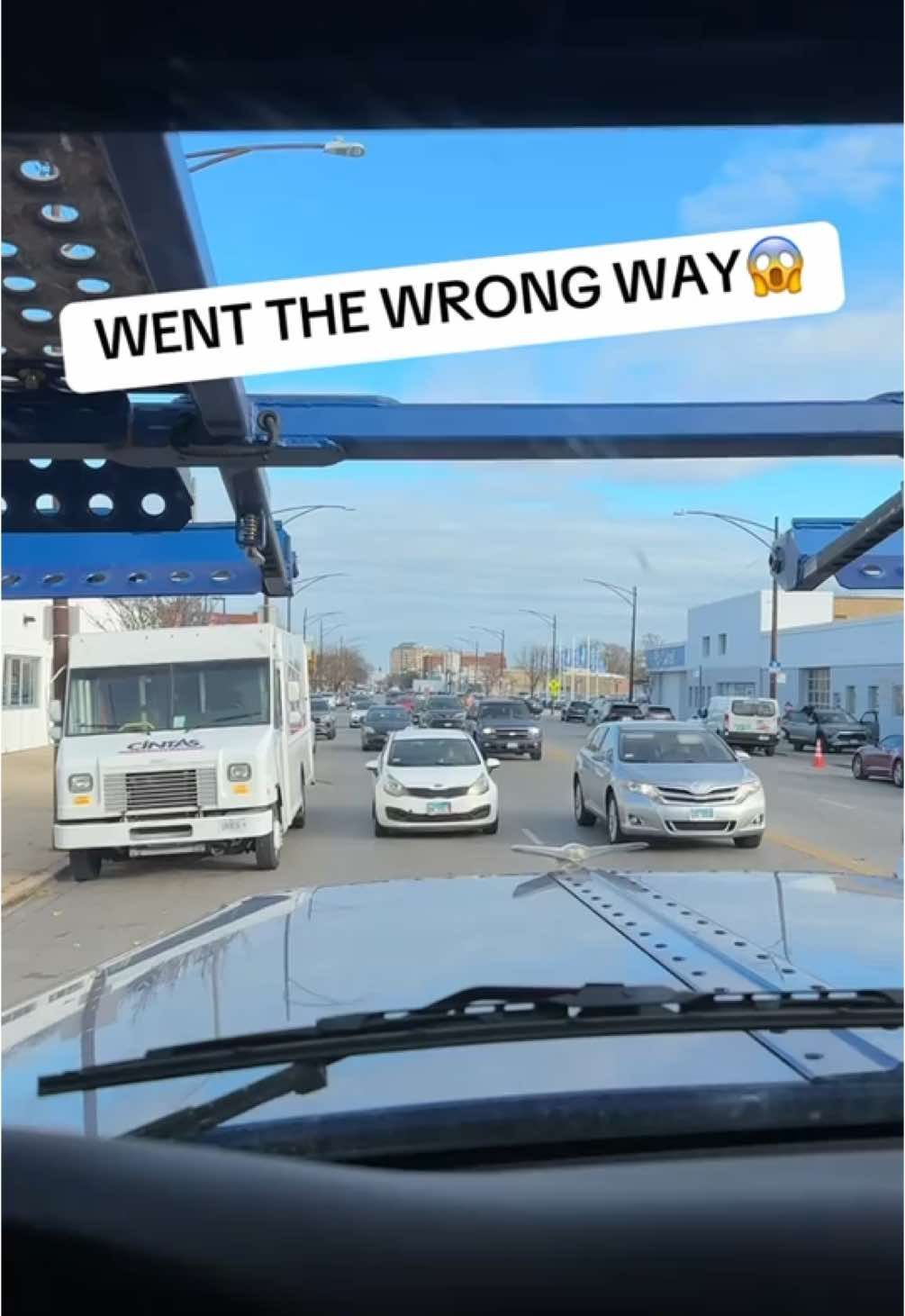 Delivering cars in Chicago😱 #carhauler #carhauling #carhaulers #carhaulerlife #carhaulerlifestyle #trucker #trucking #truckdriver #truckdrivers #trucking #truckerlife #truckersoftiktok #fyp #chicago 