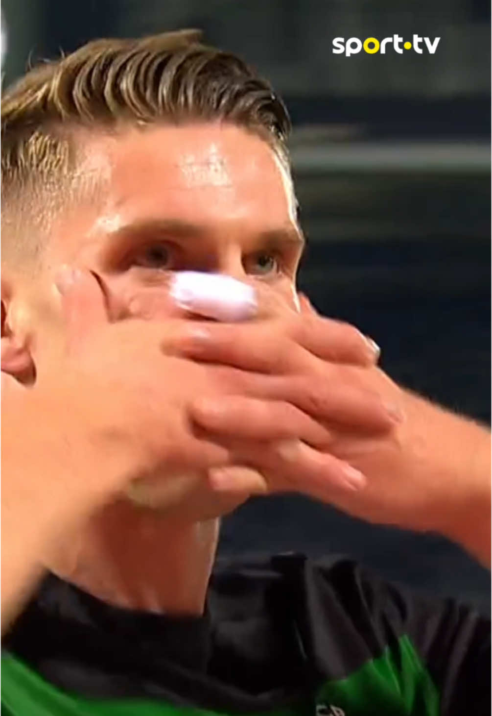 JOGO DE LOUCOS 🥵 #sporttvportugal #LIGAnasporttv #vitoriasc #sportingcp #gyokeres #tiagosilva #kaiocesar #joaomendes #dieu #franciscotrincao #TikTokDesporto @Sporting CP @Vitória Sport Clube 