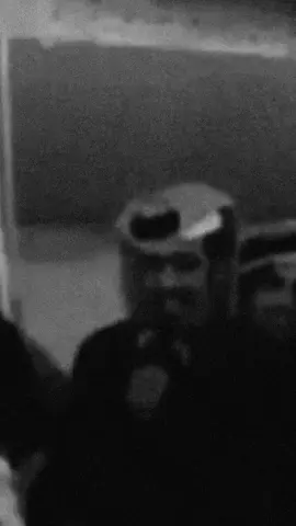 « حداني على البيت المطرّف غلا راعيه ولا يستوي جنّاب بيته وهو غالي ❤️ »