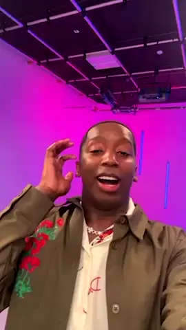 This pass the phone challenge might’ve gotten a little heated 😅🤷🏽‍♂️ Go check out my girls @Keke Palmer & @sza in their new movie @One of Them Days in theaters Jan 17th #OneOfThemDays #SonyPicsParnter 