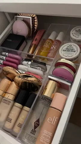Fav place #creatorsearchinsights #moneytalks #dior #makeuphacks #girlythings #makeup #fyp #gossipgirl 
