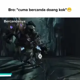 Nice try Starscream #meme #transformers #transformersfallofcybertron #starscream  #fyp #foryou 