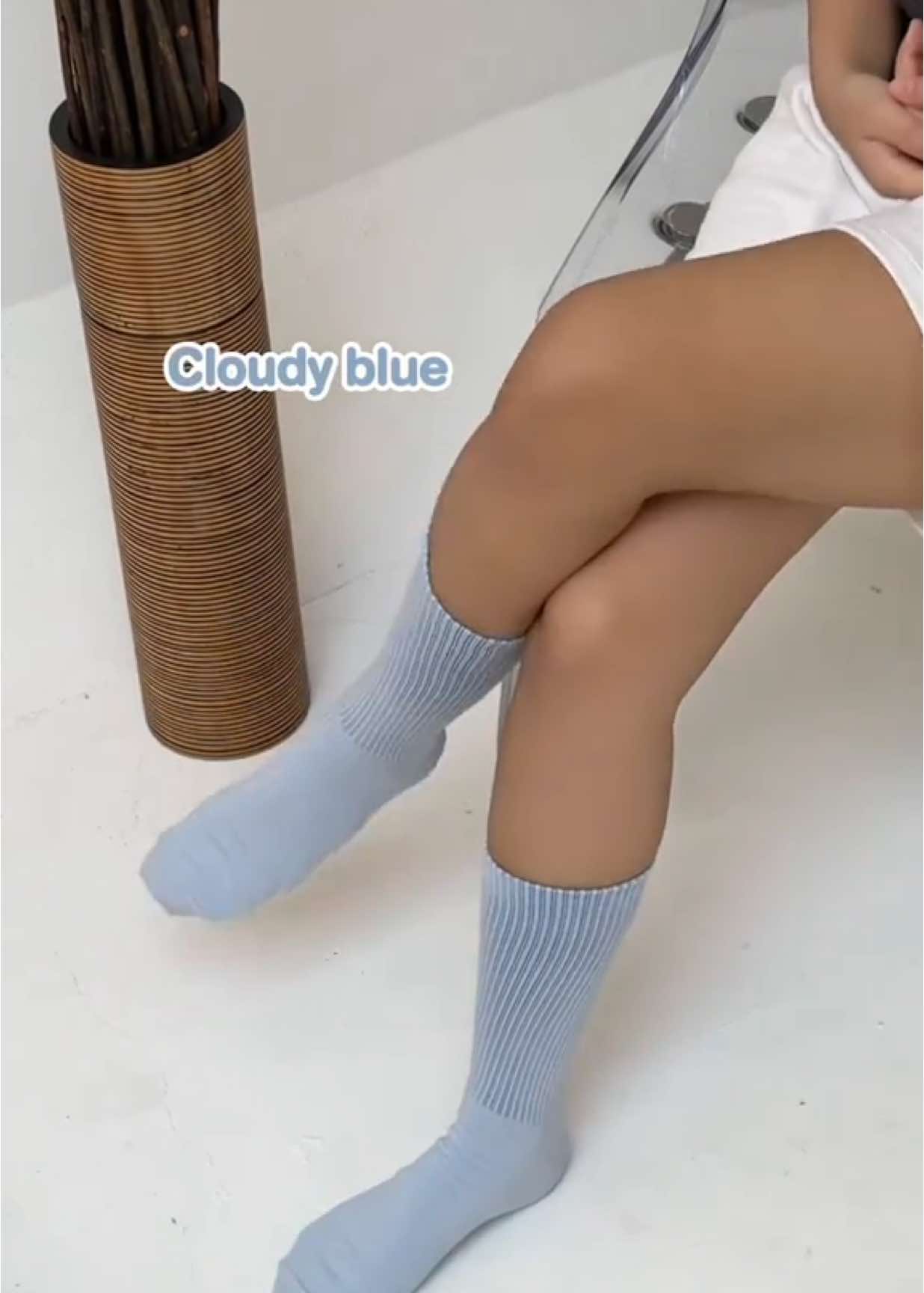 ใครชอบใส่ถุงเท้ามาทางนี้เล้ยยย🤩🧦 #ถุงเท้า #ถุงเท้าข้อยาว #ถุงเท้าแฟชั่น #ถุงเท้าผู้ชาย #ถุงเท้าใส่ทํางาน 