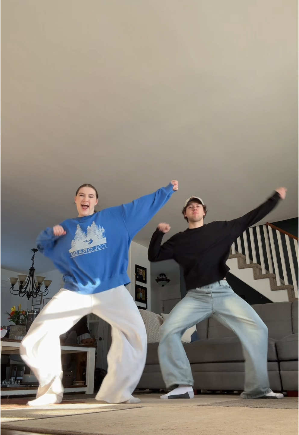 THIS DANCE IS SO SATISFYING😍🔥 @Rylen Besler #foryoupage #foryou #fyp #dance 