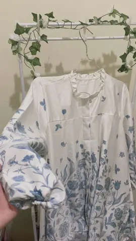 Kuy gercepin kak, langsung😍✨ #fypシ #fyp #koreanstyle #blousewanita #kemejavintage #aesthetic #blousekekinian #blousecantik #OOTD #kemejabunga #fashionkekinian 