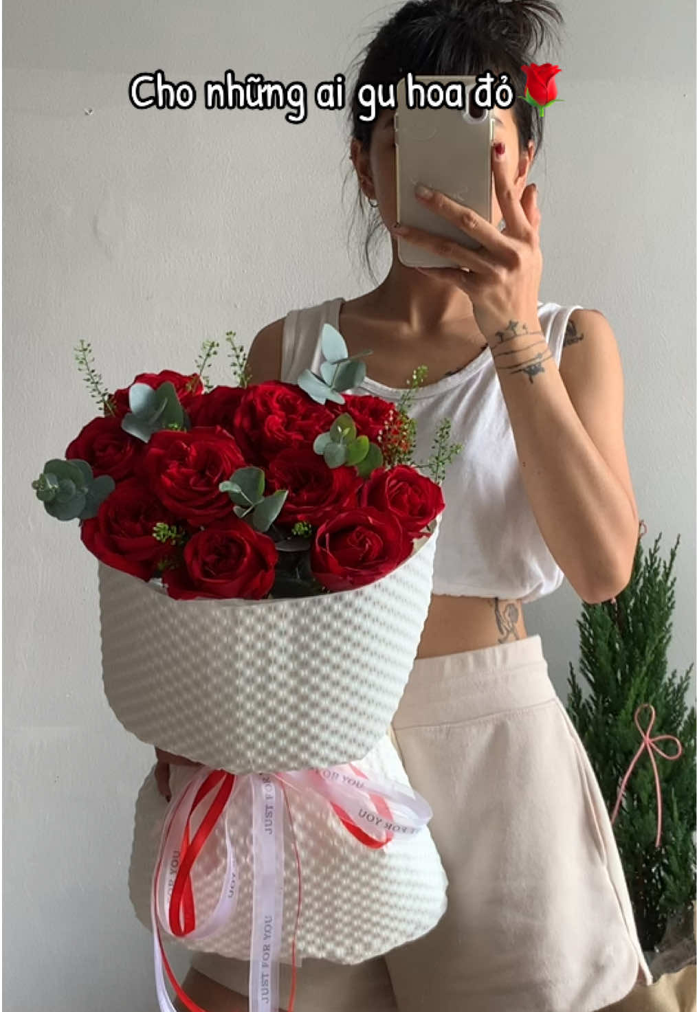 Ôm bó ohara đỏ này thấy cũng nôn tới tết gê😇 #nulaflorist #shophoabinhthanh #hoatuoisaigon #hoatangnguoiyeu #quatangbangai #quatangbantrai #happybirthday #happyanniversary #hoatotnghiep #fypシ #foryou #foryou #tet2025 #hoahongdo 