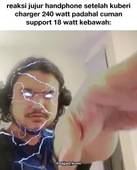 gw kira chargingnya bakal nambah cepet . sc: buat sendiri doksli: @javierstoy2.0  . #memeinstagram #memeindonesia #memes #fyp #meme #memengawur #sajjadkunn #handphone 