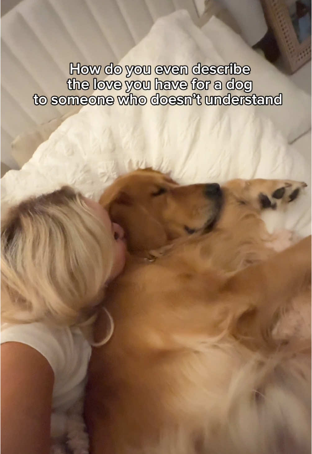 like he’s my best friend #dogmom #doglover #goldenretriever 