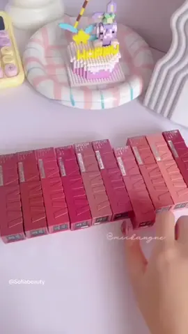 ក្រែមMaybelline vinyl ink ដែលគេថាជាប់េហូតទៅដល់16ម៉ោង😱😱 #maybelinevinylink #makeup 