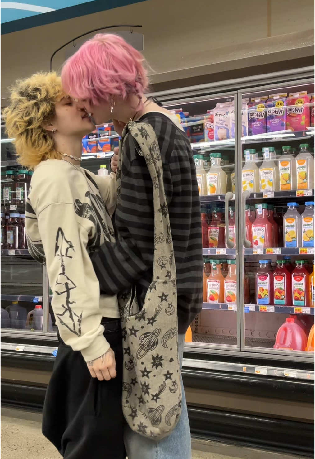 lesbians when they go to the grocery store for only fat free milk @audra🎱 @Tayler:)  #wuhluhwuh #foryou #fyp #utah #ilovemygf #wlw #smiths #milk 