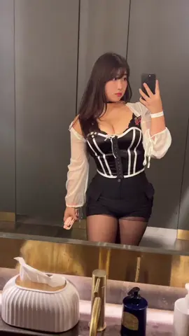 이따 방송에서 봐요🩵 오늘 저녁 8시-9시 사이🩵 今日の放送、夜8時-9時の間です 🩵 #fyp #추천 #韓国人 #モデル #グラビアモデル 