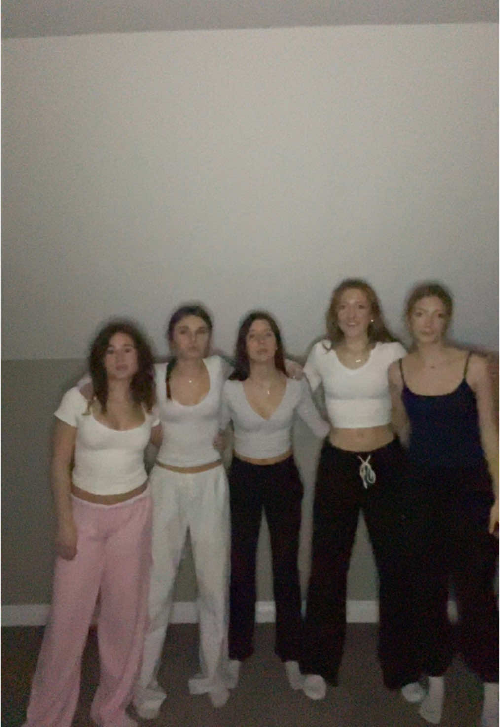 Helloooo!!! #fypシ゚viral #bsf #group #wemissjane #andari #baddie #comment #ate #tripout #favs #bestgroup #like @Verlajean Lewis @addie @Harperrr @laylaluvsmtndew 