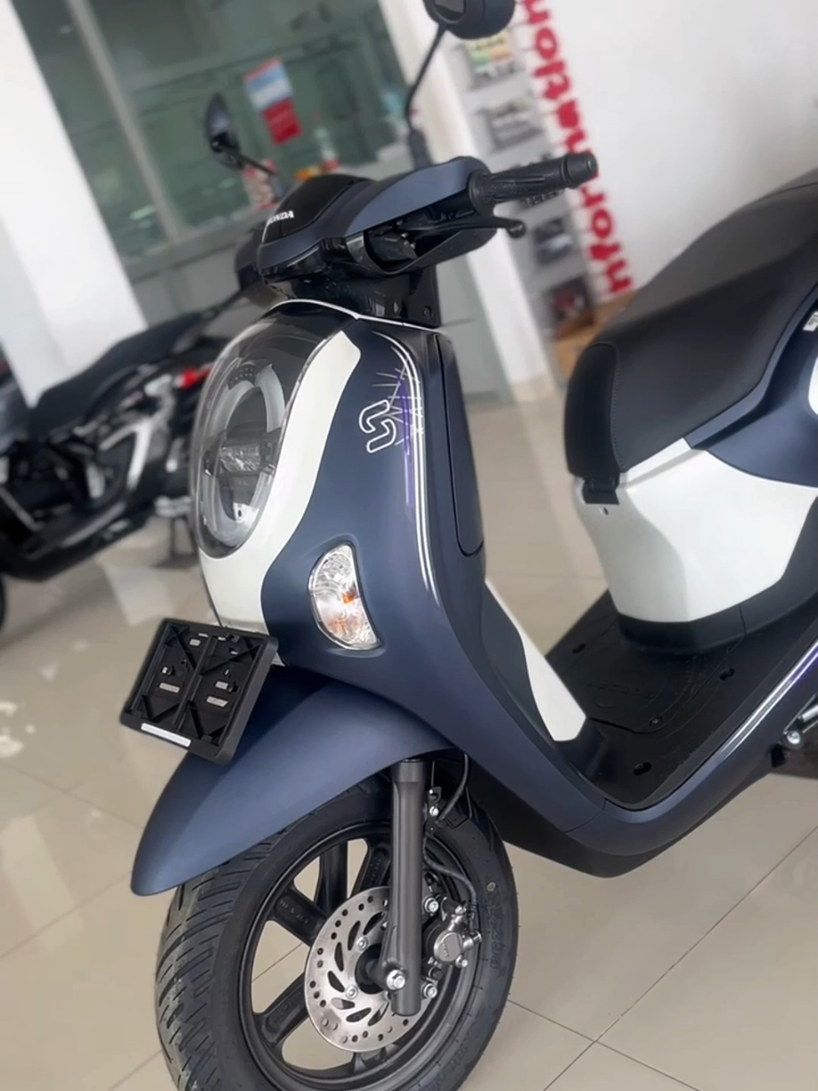 Scoopy fashion blue ready Scoopy 2025 tersedia cash/kredit hub : 085260850655 #CapCut #scoopy #fyp #masukberanda #viral #honda #aceh #fypシ #lhokseumawe #benermeriah #pidie #acehtimur #acehutara #takengon 