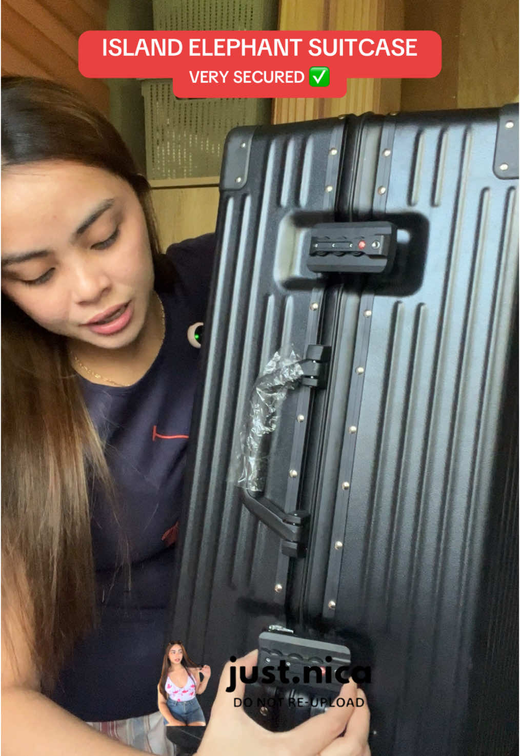 island elephant aluminum suitcase 💓 #islandelephant #islandelephantluggage #luggage #suitcase #travelessentials #suitcasepacking #travelluggage #trendingsuitcase #trendingluggage 