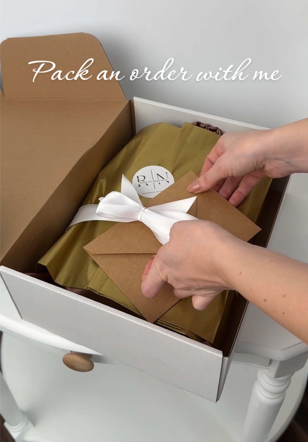 Last day of flash sale - up to 30% OFF 😍 www.rnbags.com #CanvasBag #designerbag #custombag #handmadebag #packingorders #packanorderwithme #packanorder #asmr #asmrorderpacking 