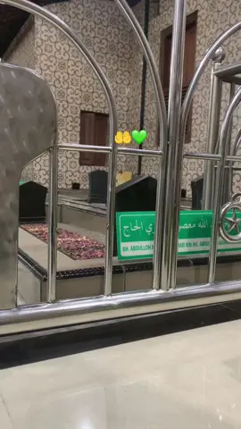 Makam gus maksum jauhari 🔱💚#khabdullahmaksumjauhari🤲 #santripagarnusa🔱 #xyzabc #fyppppppppppppppppppppppp #xyzbcafypシ #makamgusmaksumjauhari #fouryoupage #makamgusmaksumjauhari #pagarnusa86💚🔱 #bismillahfyp #masukberandafyp 