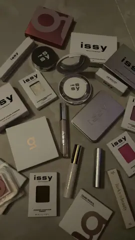 aaaa my heart 😩💞 #makeups #fyppppppppppppppppppppppppp #xyzbca #makeup #fyp #livephoto 