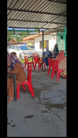 Jom sarapan Pagi di Bungkus Ikat Tepi 😍 Buka Pukul 7.00 Pagi - 1.00 Tengahari Sabtu - Khamis (Jumaat Cuti) #sarapanpagi  #telurmasakseparuh  #bungkusikattepi  #fypシ゚viral  #fyp 